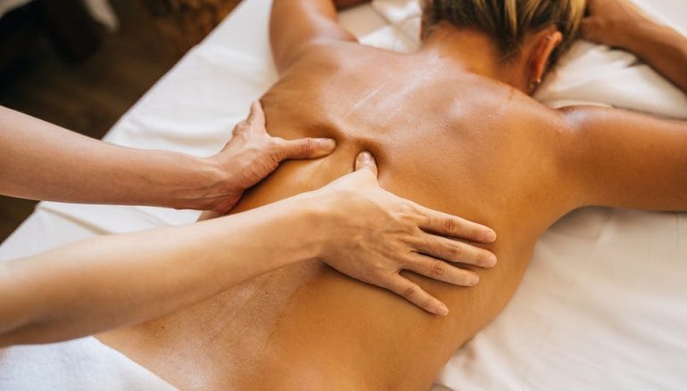5 Healthy Ways Getting a Massage Benefits Your Entire Body