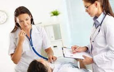 How Internal Medicine Practitioners Diagnose Common Illnesses