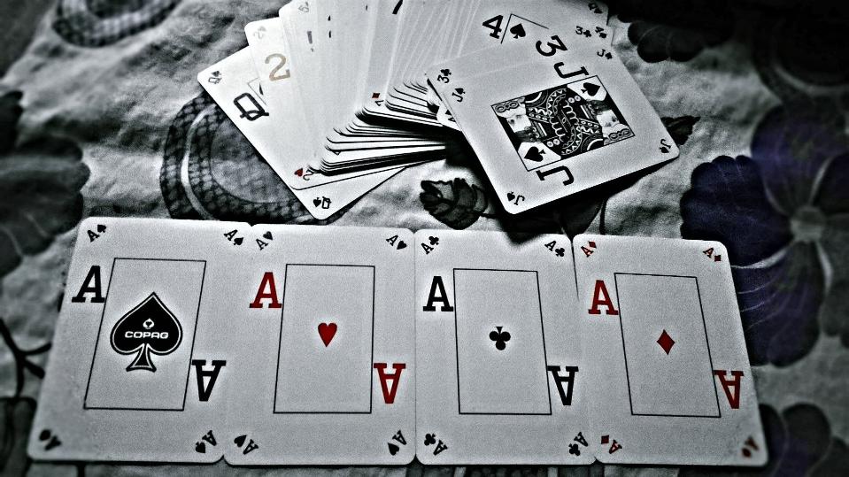 Exploring Online Baccarat Through Rules, Probability, and Responsible Play
